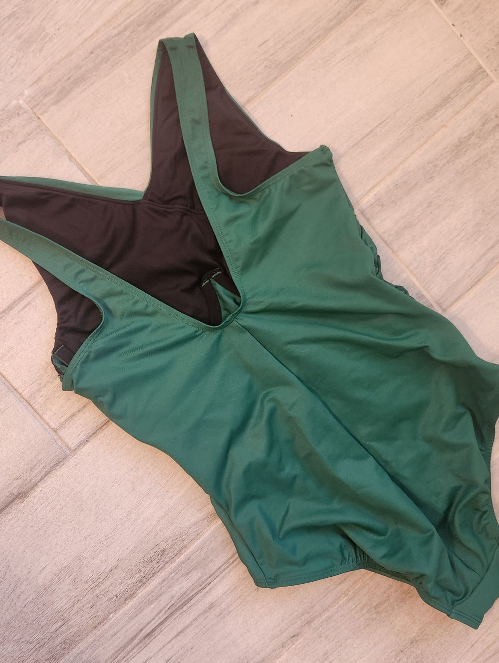Miraclesuit Swimsuit 12 One Piece Green Tulia Shapewear Slulpting Luxury New$180 - Picture 8 of 9
